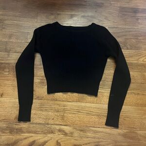 Bundle brown and black cropped light sweaters